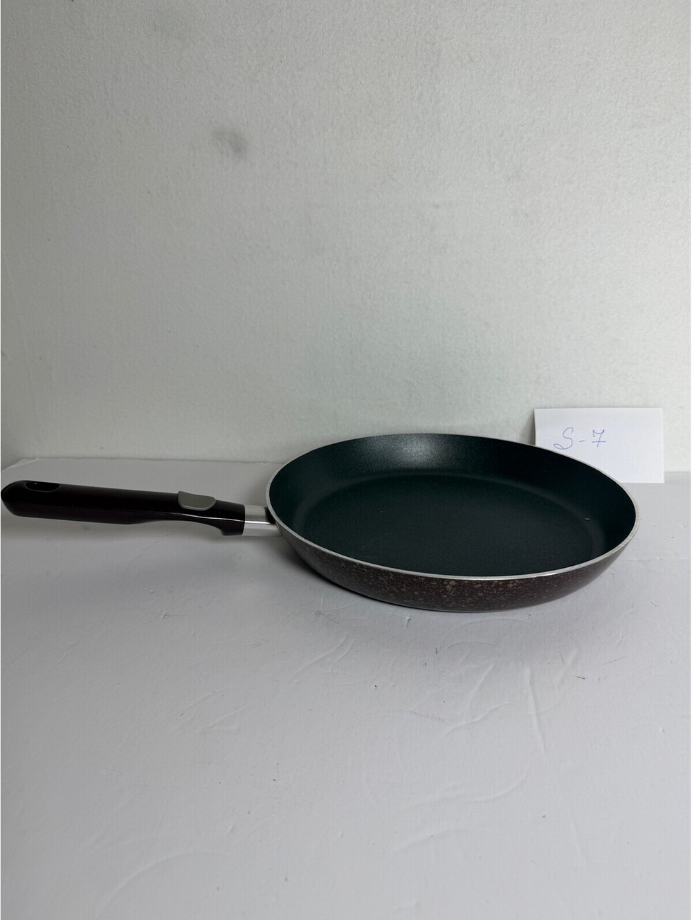 T-fal Armaral Frying Pan Non-Stick Made in France S-7